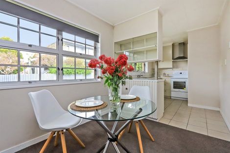 Photo of property in 154/3 Te Mata Road, Havelock North, 4130
