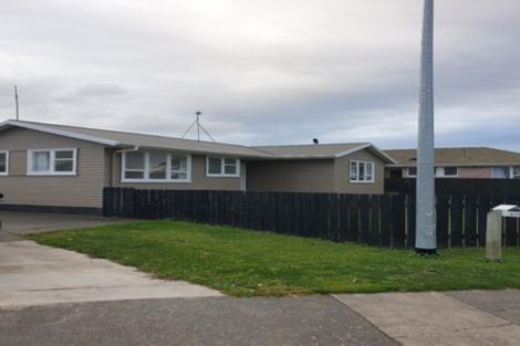 Photo of property in 413 Kotuku Street, Camberley, Hastings, 4120