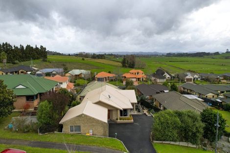 Photo of property in 40 Greenfield Drive, Western Heights, Hamilton, 3200