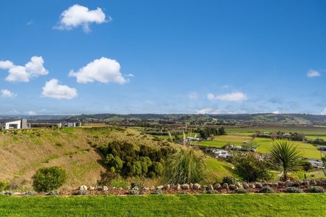 Photo of property in 32 Katania Heights, Brightwater, 7022