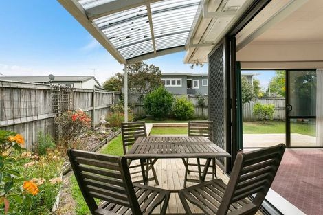 Photo of property in 14a Arawa Street, New Lynn, Auckland, 0600