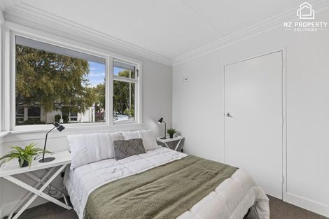 Photo of property in 73 Macandrew Road, South Dunedin, Dunedin, 9012
