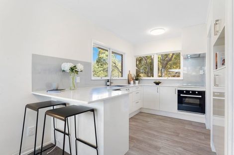 Photo of property in 2/14 Kapiti Place, Sunnynook, Auckland, 0620