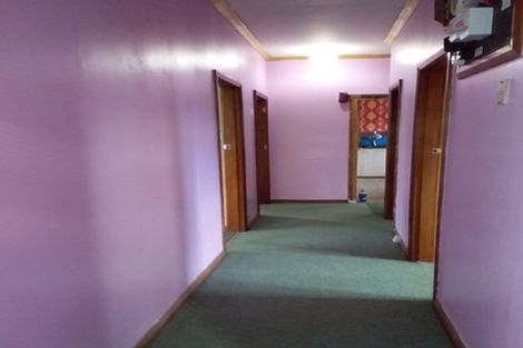 Photo of property in 2 Hobson Place, Takaro, Palmerston North, 4412