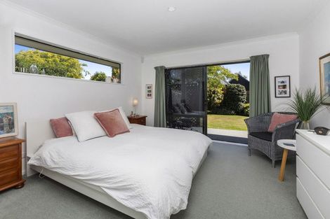 Photo of property in 6 Berkshire Drive, Avonhead, Christchurch, 8042