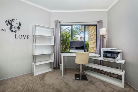 Photo of property in 166a Upper Harbour Drive, Greenhithe, Auckland, 0632