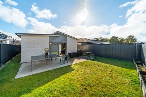 Photo of property in 2 Pattullo Crescent, Wallaceville, Upper Hutt, 5018