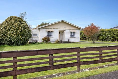 Photo of property in 17 Standish Street, Westown, New Plymouth, 4310