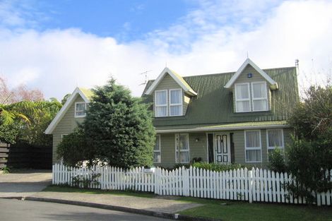 Photo of property in 10 Haast Close, Kelson, Lower Hutt, 5010