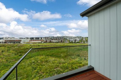 Photo of property in 29 Streamview Way, Long Bay, Auckland, 0630