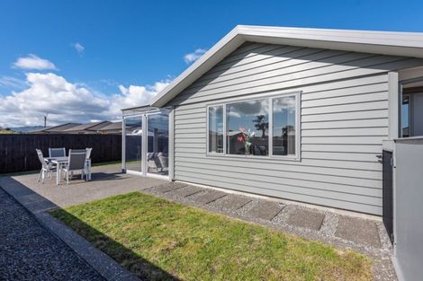 Photo of property in 6 Christow Court, Paraparaumu, 5032
