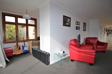 Photo of property in 37 Newcastle Street, Clyde, 9330