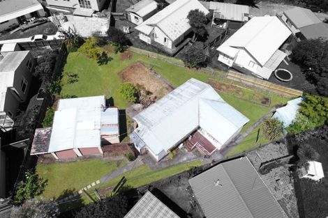 Photo of property in 147 Bruce Mclaren Road, Henderson, Auckland, 0612