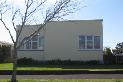 Photo of property in 3 Cornwall Street, Brooklands, New Plymouth, 4310