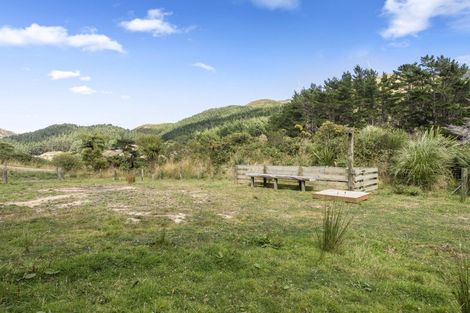 Photo of property in 340 South Makara Road, Makara, Wellington, 6972