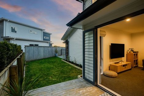 Photo of property in 75 Banks Boulevard, Whitby, Porirua, 5024