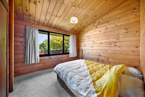 Photo of property in 10 Chrisarda Place, Red Hill, Papakura, 2110