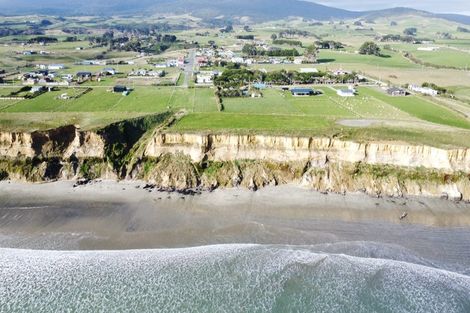 Photo of property in 13 Surrey Street, Orepuki, Riverton, 9881