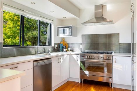 Photo of property in 589f East Coast Road, Browns Bay, Auckland, 0632