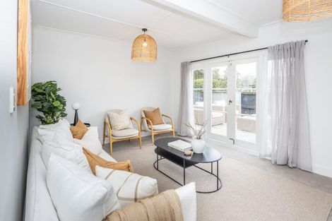 Photo of property in 28 Walsh Street, Forest Lake, Hamilton, 3200