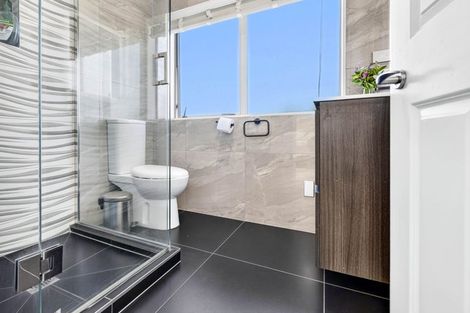 Photo of property in 21 Kotanui Avenue, Army Bay, Whangaparaoa, 0930