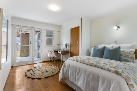 Photo of property in 29 Braemar Road, Castor Bay, Auckland, 0620