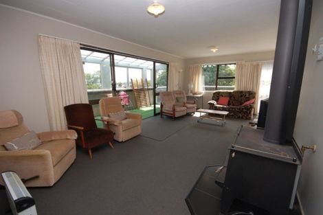 Photo of property in 71 Richmond Avenue, Richmond Heights, Taupo, 3330