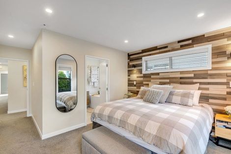 Photo of property in 5 Taiko Place, Kenepuru, Porirua, 5022