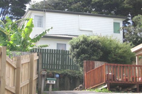 Photo of property in 2/15 Fernlea Rise, Bayview, Auckland, 0629