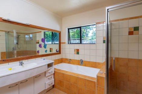 Photo of property in 21 Oriwa Crescent, Otaki, 5512