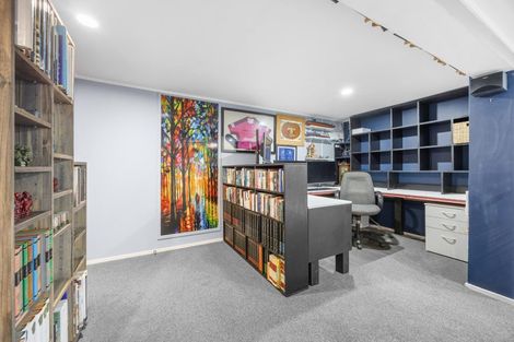Photo of property in 437 Don Buck Road, Massey, Auckland, 0614