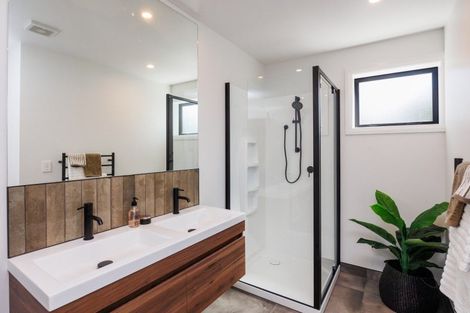 Photo of property in 12a Busby Place, Awapuni, Palmerston North, 4412