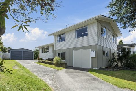 Photo of property in 55 Eatwell Avenue, Paraparaumu Beach, Paraparaumu, 5032