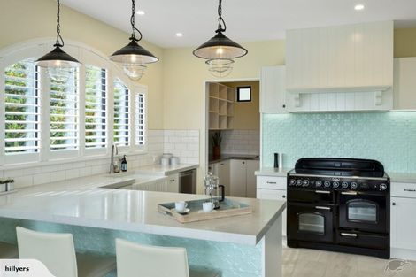 Photo of property in 39 Overdale Drive, Cashmere, Christchurch, 8022