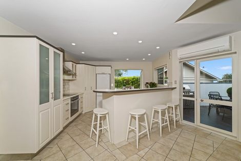 Photo of property in 61 Quadrant Road, Onehunga, Auckland, 1061