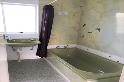 Photo of property in 64a Kirk Street, Otaki, 5512