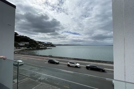 Photo of property in 9/148 Evans Bay Parade, Roseneath, Wellington, 6021