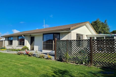 Photo of property in 12 Flaxwood Lane, Waltham, Christchurch, 8023