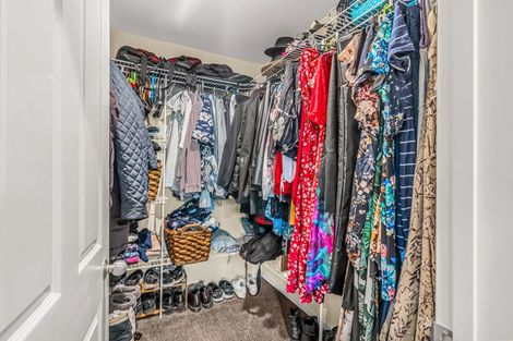 Photo of property in 10 Courtfield Close, Parklands, Christchurch, 8083