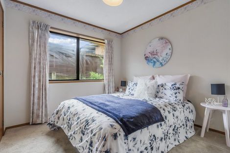 Photo of property in 75 Dalwhinnie Parade, Highland Park, Auckland, 2010