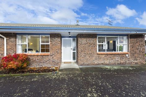 Photo of property in 41c Ludlam Crescent, Woburn, Lower Hutt, 5010
