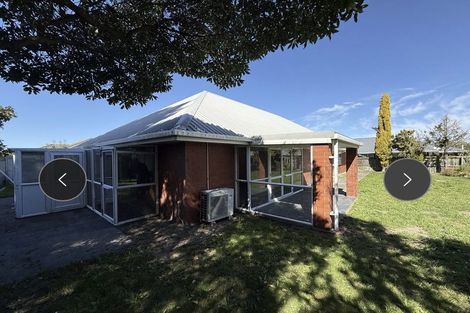 Photo of property in 18 Beauford Place, Parklands, Christchurch, 8083