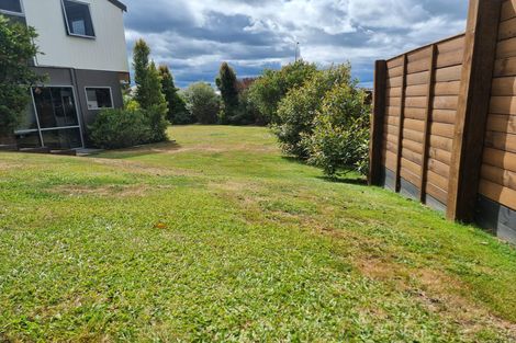 Photo of property in 1 Waitawa Place, Lynmore, Rotorua, 3010