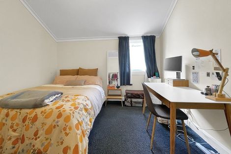 Photo of property in 17 Hankey Street, Mount Cook, Wellington, 6011