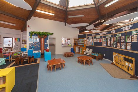 Photo of property in 13 Central Park Drive, Te Atatu South, Auckland, 0610