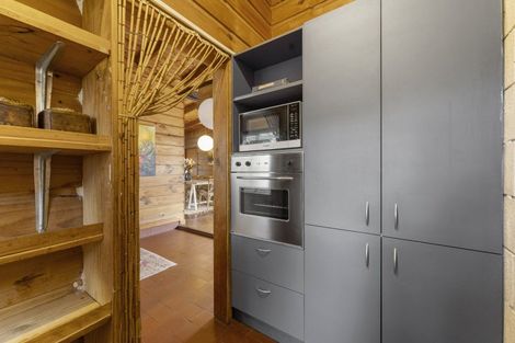 Photo of property in 6 Brown Road, Ohope, 3121