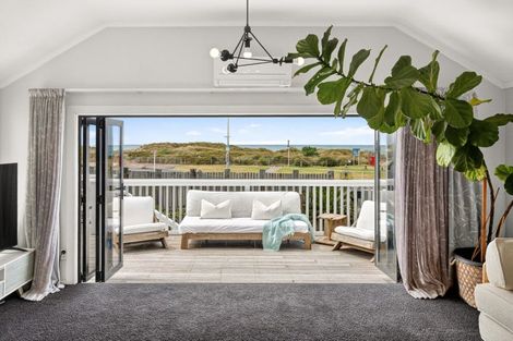 Photo of property in 4 Oceanbeach Road, Mount Maunganui, 3116