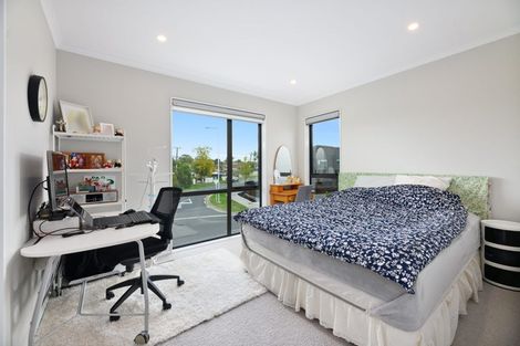 Photo of property in 24 Clark Road, Hobsonville, Auckland, 0616