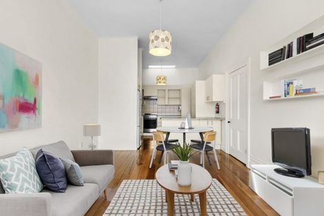 Photo of property in 35 Brougham Street, Mount Victoria, Wellington, 6011