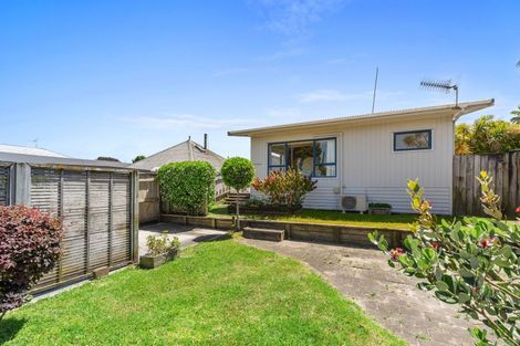 Photo of property in 89c Simpson Road, Papamoa Beach, Papamoa, 3118
